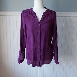 Northern Reflections M Crinkle Blouse V Neck Button Up Roll Tab Sleeve Tie Back